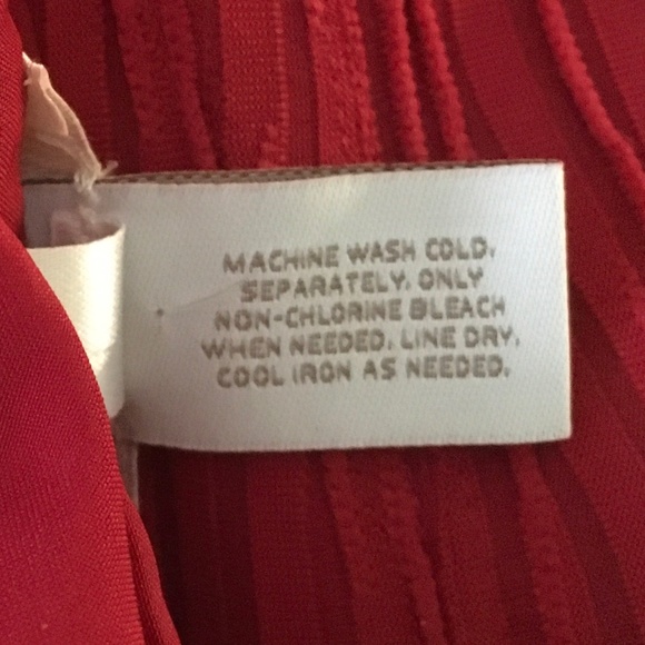 Chico’s blood red one-button jacket with 3/4 length sleeves & pockets size 2 (L) - Picture 5 of 5